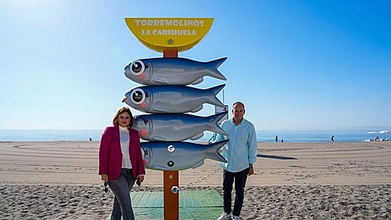 Torremolinos enhances beaches with new themed showers