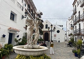 Plaza de Nuestra Señora del Rosario in Canillas de Albaida.