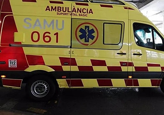 An ambulance from the Balearic Islands emergency health service.
