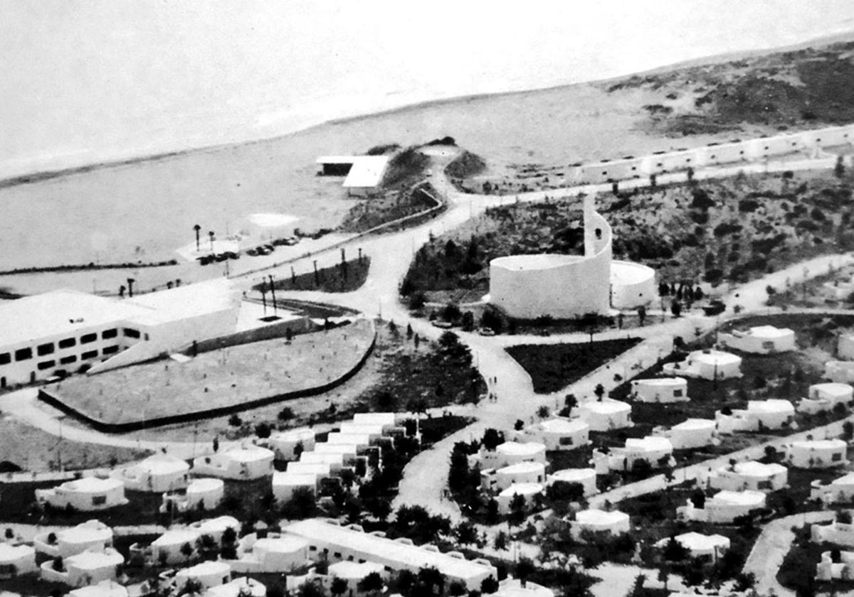 Image from the 1960s of the Tiempo Libre residence in Marbella.