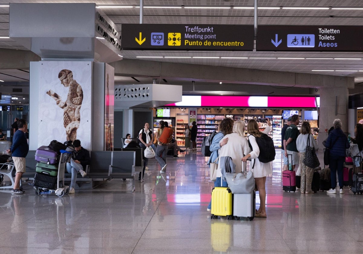 Spanish government remains silent in response to plea to expand Malaga Airport but invests 3.2 billion in Barcelona-El Prat