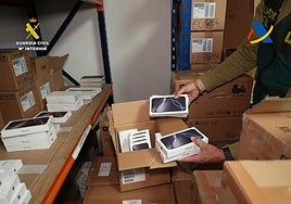 Arrests in Malaga after gang smashed that defrauded more than 20m euros through mobile phone sales