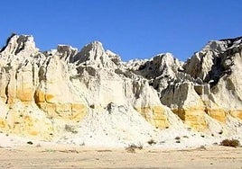 This interesting place, located in the province of Huelva, is visited by thousands of people every year.