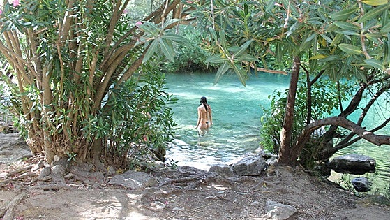 Cueva del Gato: a trip to the coldest and clearest dip of the summer