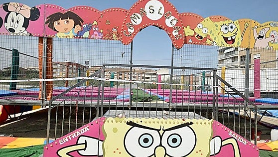 Pair arrested for death of two-year-old girl electrocuted at fairground in Spain released by court as investigations continue