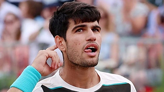 Spain's Carlos Alcaraz wins at Queen's in perfect preparation for Wimbledon