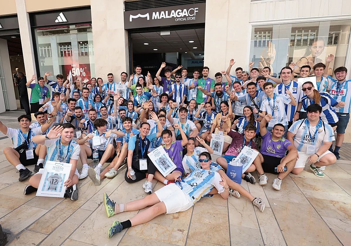 Imagen principal - Fan engagement plays major role as Malaga CF unveil new home strip