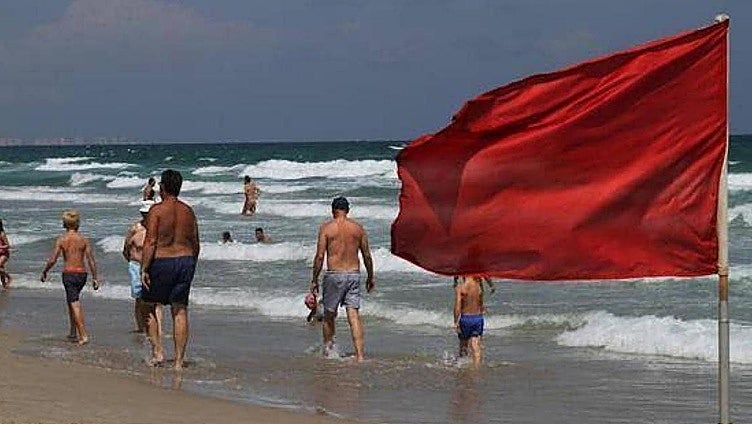 San Juan bathing banned on Fuengirola's beaches: fines of up to 1,500 euros for those who do not comply
