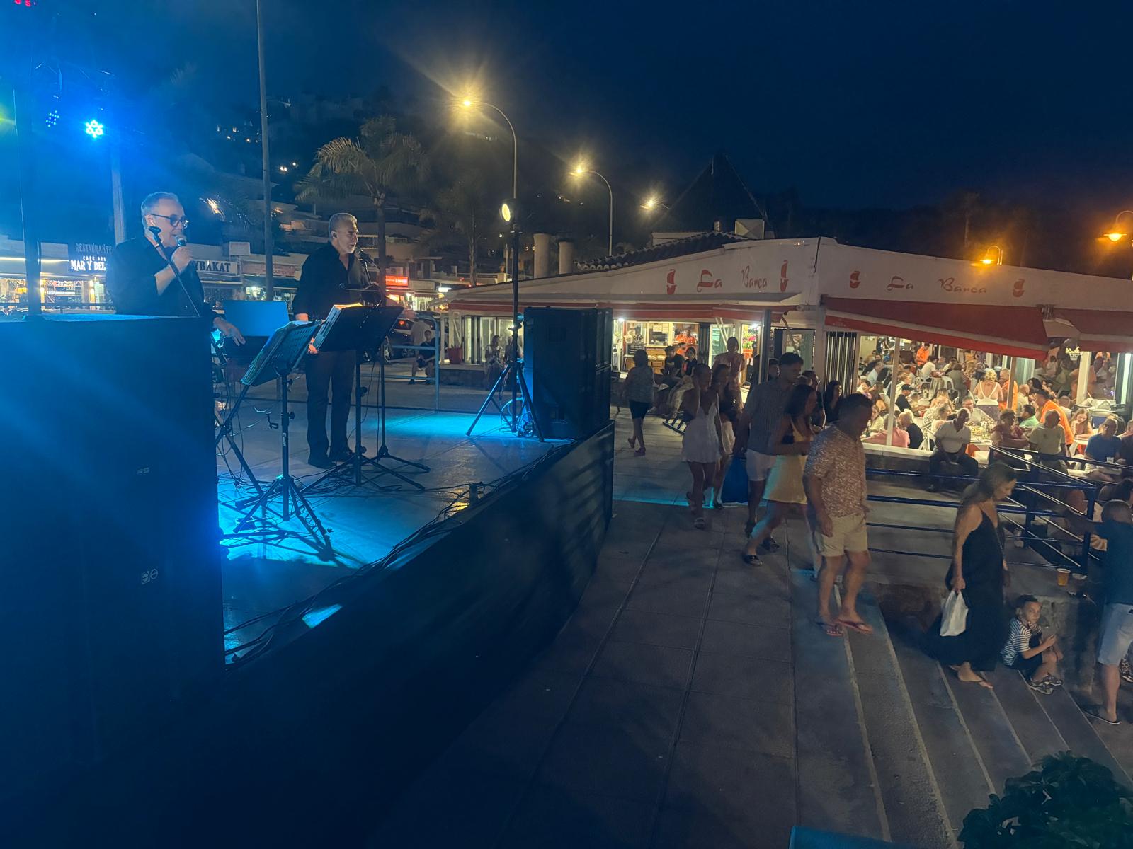 San Juan, a night on the beach - in pictures