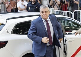 Santos Cerdán on his arrival before appearing before the judge as a person under investigation.