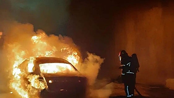 Are electric cars safe? The most common questions are answered, backed up by scientific data