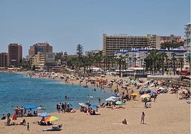 Benalmádena to install 'traffic lights' on beaches this summer to warn of UV radiation levels
