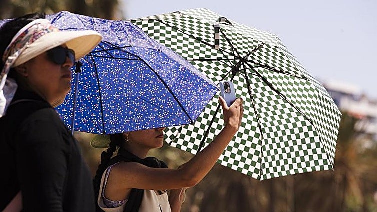 Temperatures on the rise again as Aemet issues yellow heat warning for up to 38C in Malaga province
