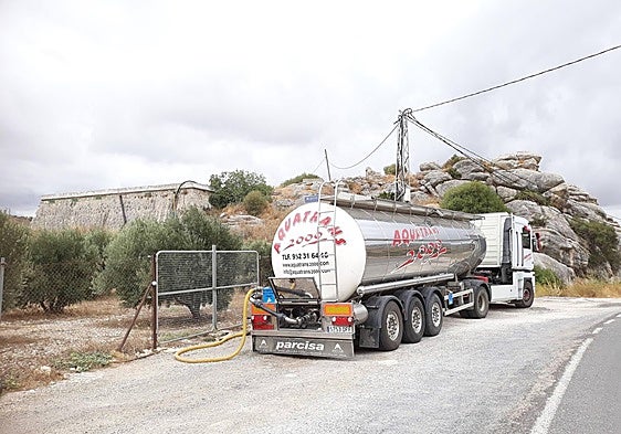 The multi-million-euro water bill continues to rise for Malaga town some 20 years after high-speed rail line construction incident