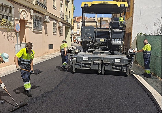 Cártama town hall completes improvement and resurfacing work on central street