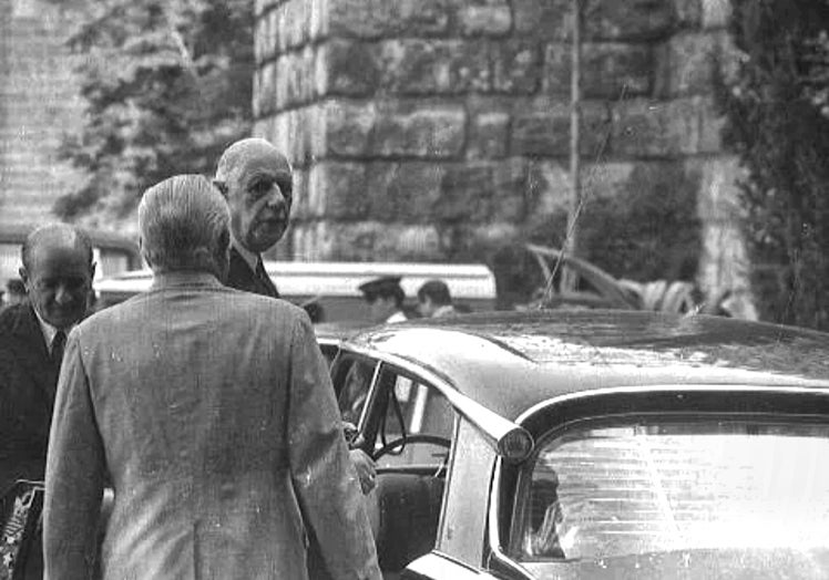De Gaulle in Seville.