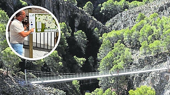New signage will guide tourists in Malaga town famous for swaying suspension bridge