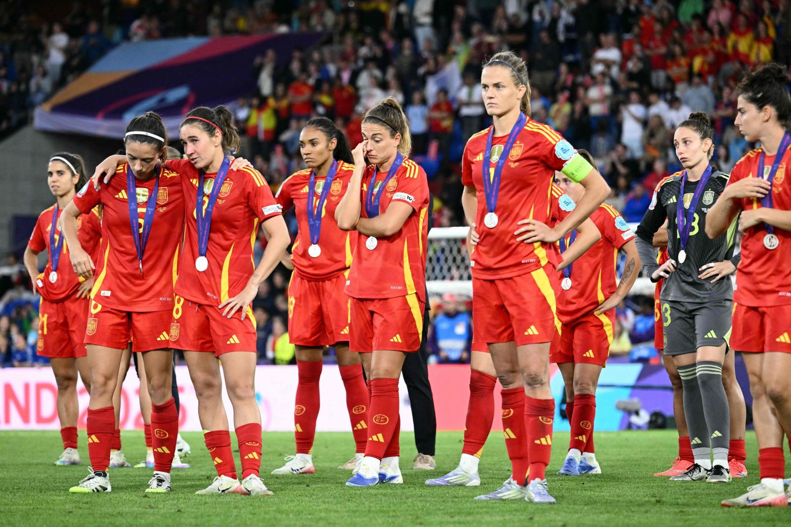 England beat Spain in Euro final - in pictures