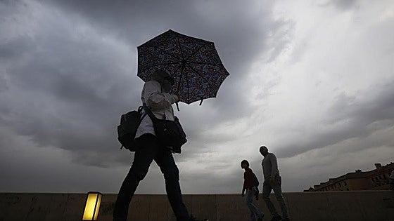 Aemet activates yellow weather warnings for thunderstorms in Spain today