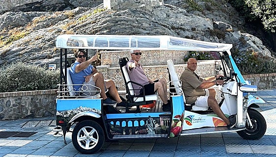 The environmentally friendly tuk tuk tourist tours on Granada province's Costa Tropical