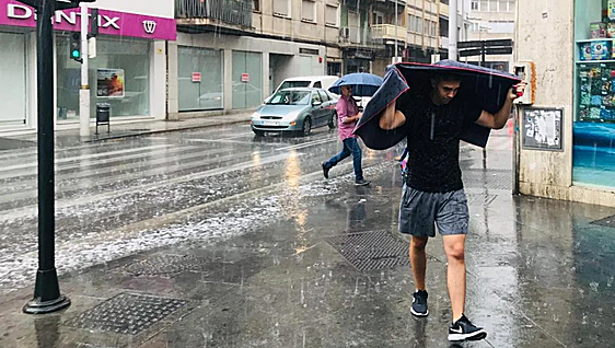 Aemet activates amber and yellow alerts for heat, thunderstorms and strong winds in Andalucía today