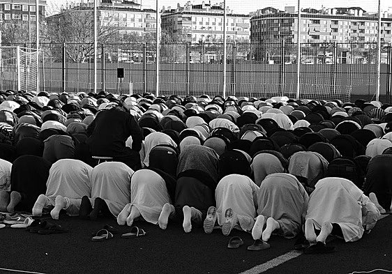 Town 'stops' Muslim events at sports grounds