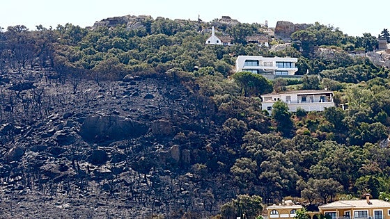Infoca brings Tarifa wildfire, which started on Monday, under control