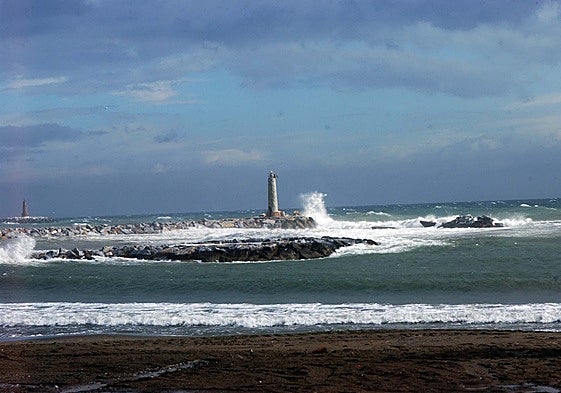 The probability of such a phenomenon hitting the town is low and the waves would likley not exceed three metres.