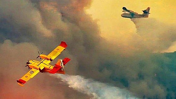 Air force's reassuring message to residents of areas affected by forest fires in Spain: 'As long as there is a flame burning...'