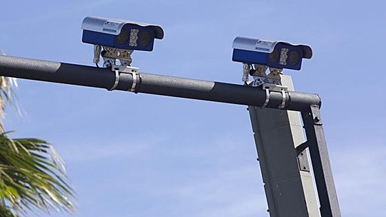 Traffic authorities in Spain use AI to detect one of the most dangerous driving manoeuvres, punishable by 200-euro fines
