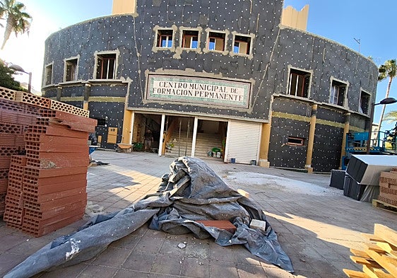 Major refurbishment of iconic Ovoide building enters its final stretch in Benalmádena