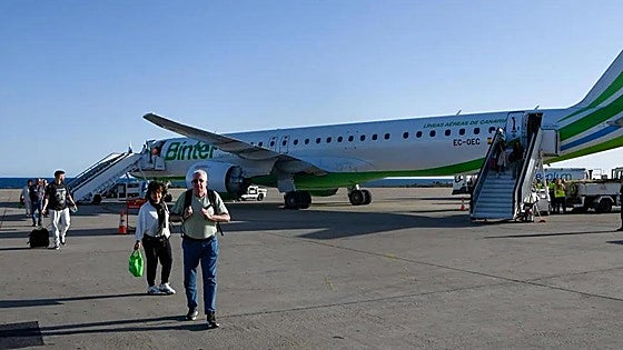 Central government urged to encourage more flights at regional airports in Spain