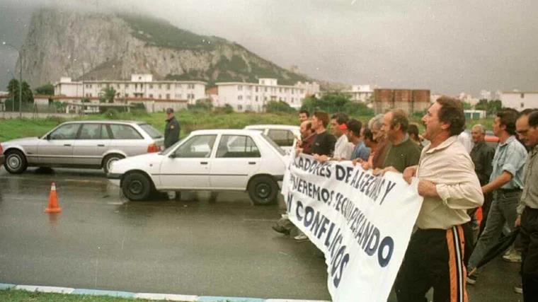 Protests by fishing crews from La Linea and Algeciras in 1998 over being stopped from fishing in Gibraltarian waters with larger boats.