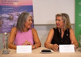 Áurea Peralta and Luisa Jiménez announce the charity dinner.