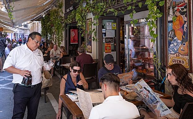 Some restaurateurs have observed that customers are now opting for cheaper or sharing tapas.