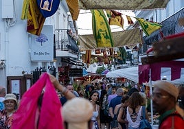 The souk attracted around 3,000 people each day.