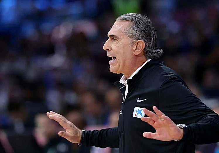 Scariolo during the game.