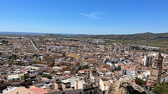 Police manhunt for person who fled scene after high-end car stolen in Belgium was located on Costa del Sol