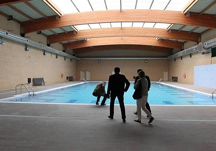 Inside the Malaga province prison, the one with the 'famous swimming pool'