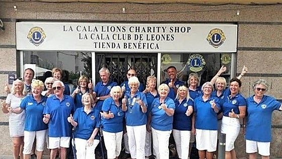 La Cala de Mijas Lions Club joins 'Message in a Bottle' scheme before it is rolled out nationally in Spain
