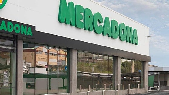 Mercadona offers permanent jobs in these Malaga province stores with salaries of up to 2,280 euros per month