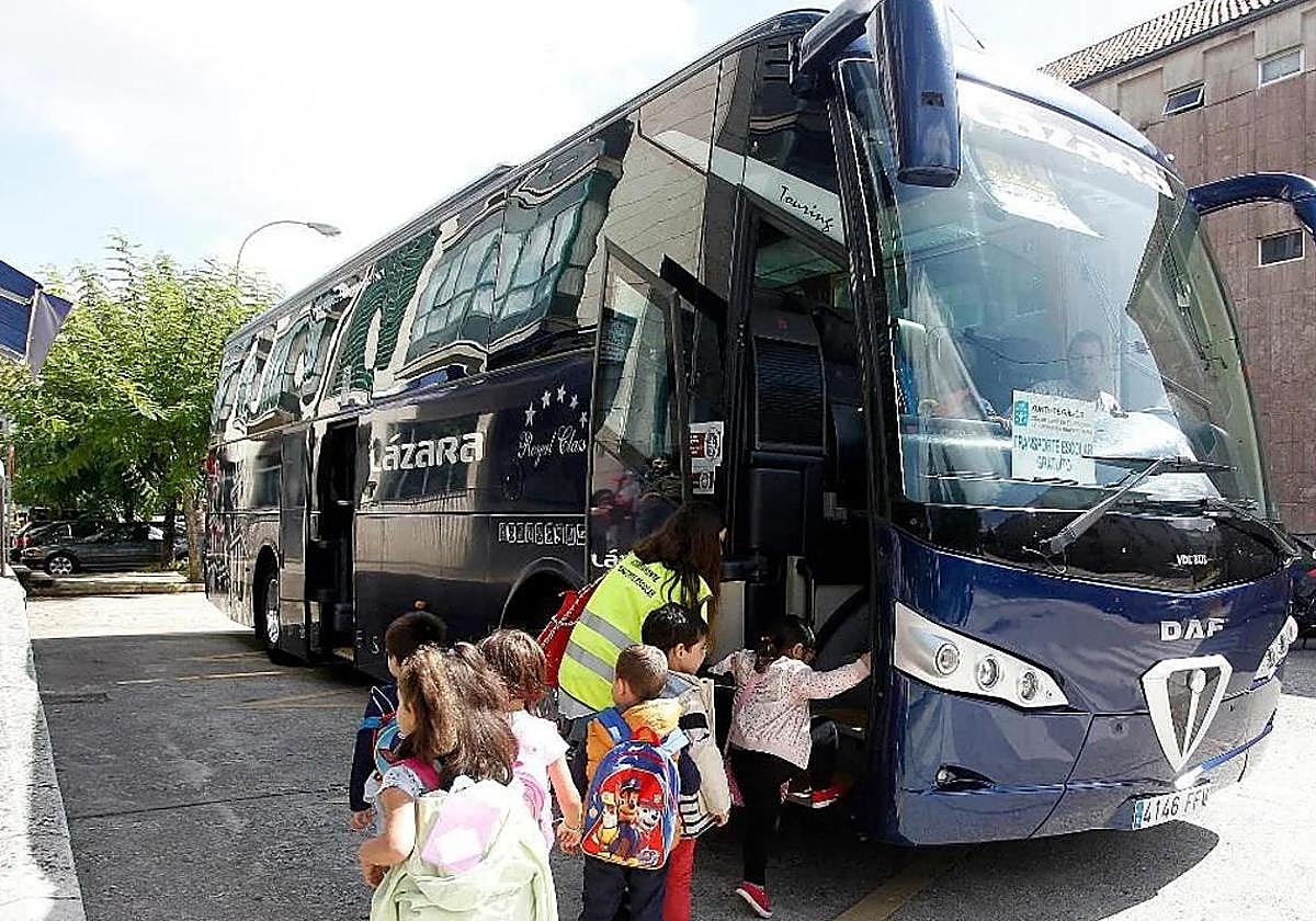 Drivers in Spain warned of 200-euro fines for stopping or parking at the school gates
