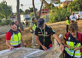 Some of those involved in the search operation.