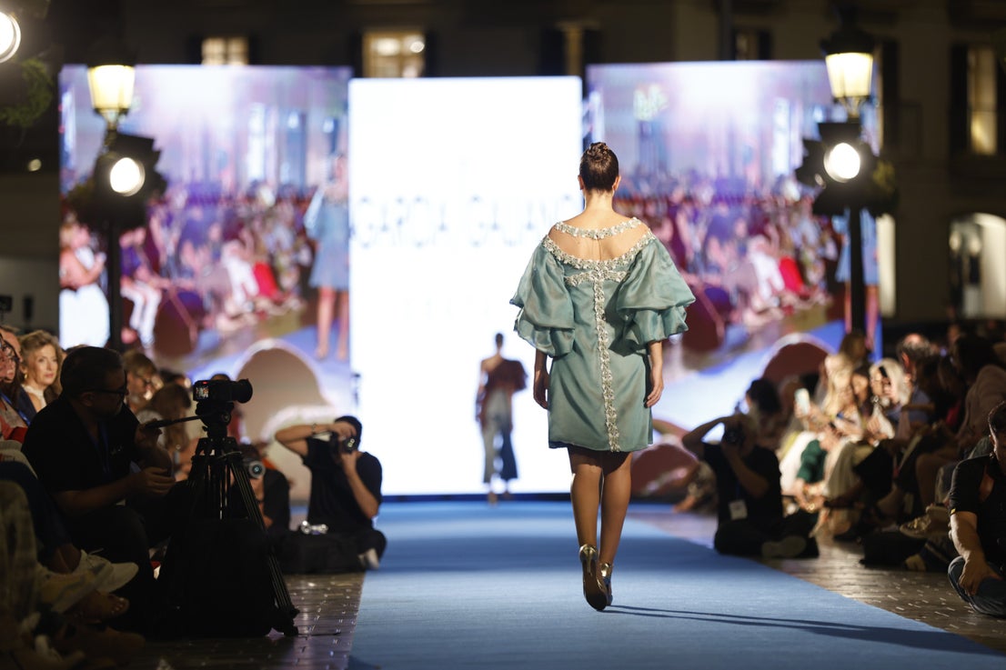 Desfile de la malagueña Antonia Galiano.