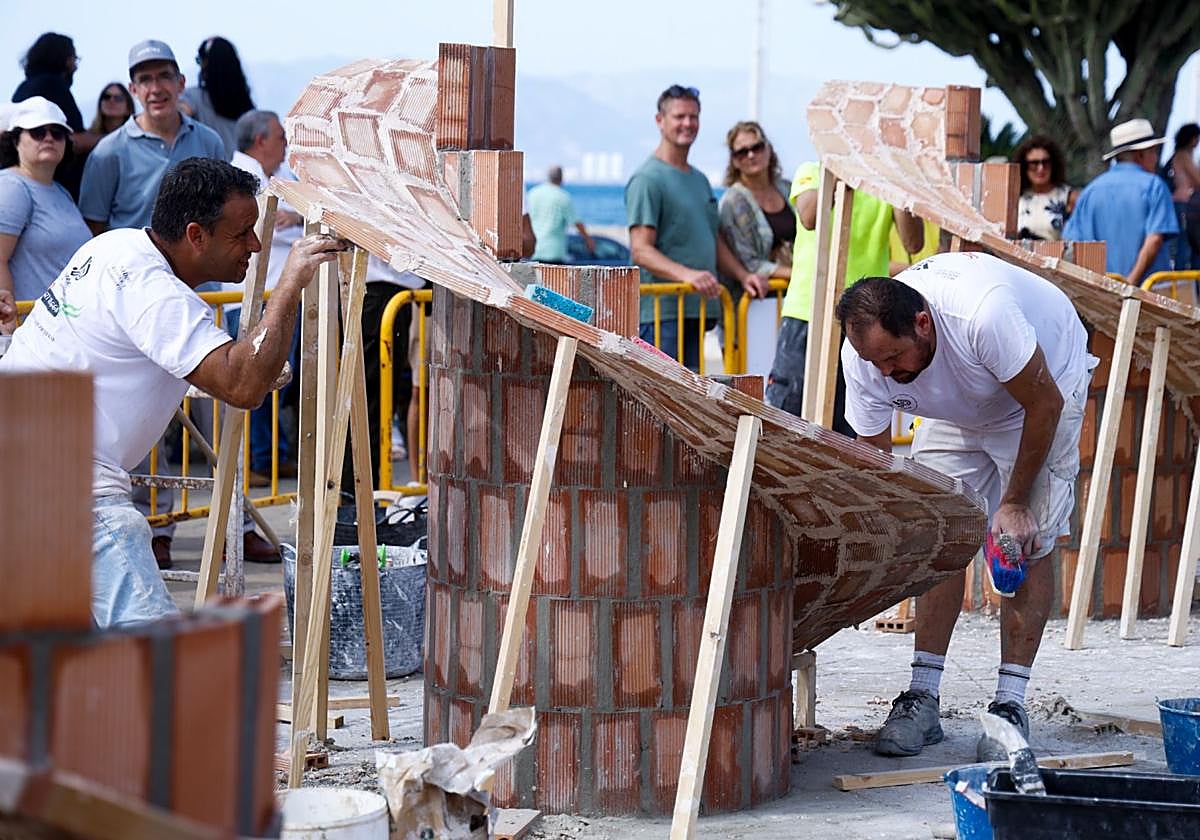 The event was held in the Plaza del Padre Ciganda, in El Palo, on Sunday.