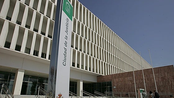 Parents of baby girl who suffered burns to 42% of her body after being submerged in scalding water sentenced by Malaga court