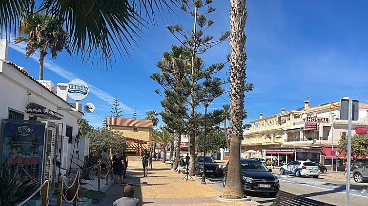 Paraglider rushed to Costa del Sol hospital with serious injuries