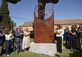 Inauguration of the monument.