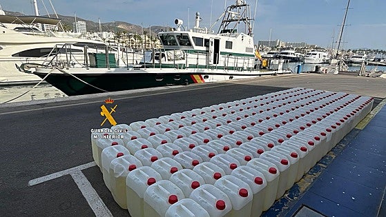 Police intercept boat carrying almost 200 containers full of petrol off Costa del Sol