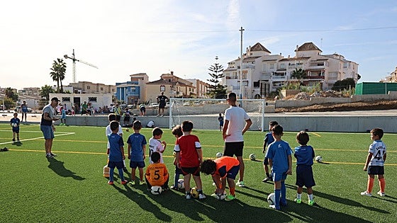 Long-awaited football pitch opens in eastern Costa del Sol town